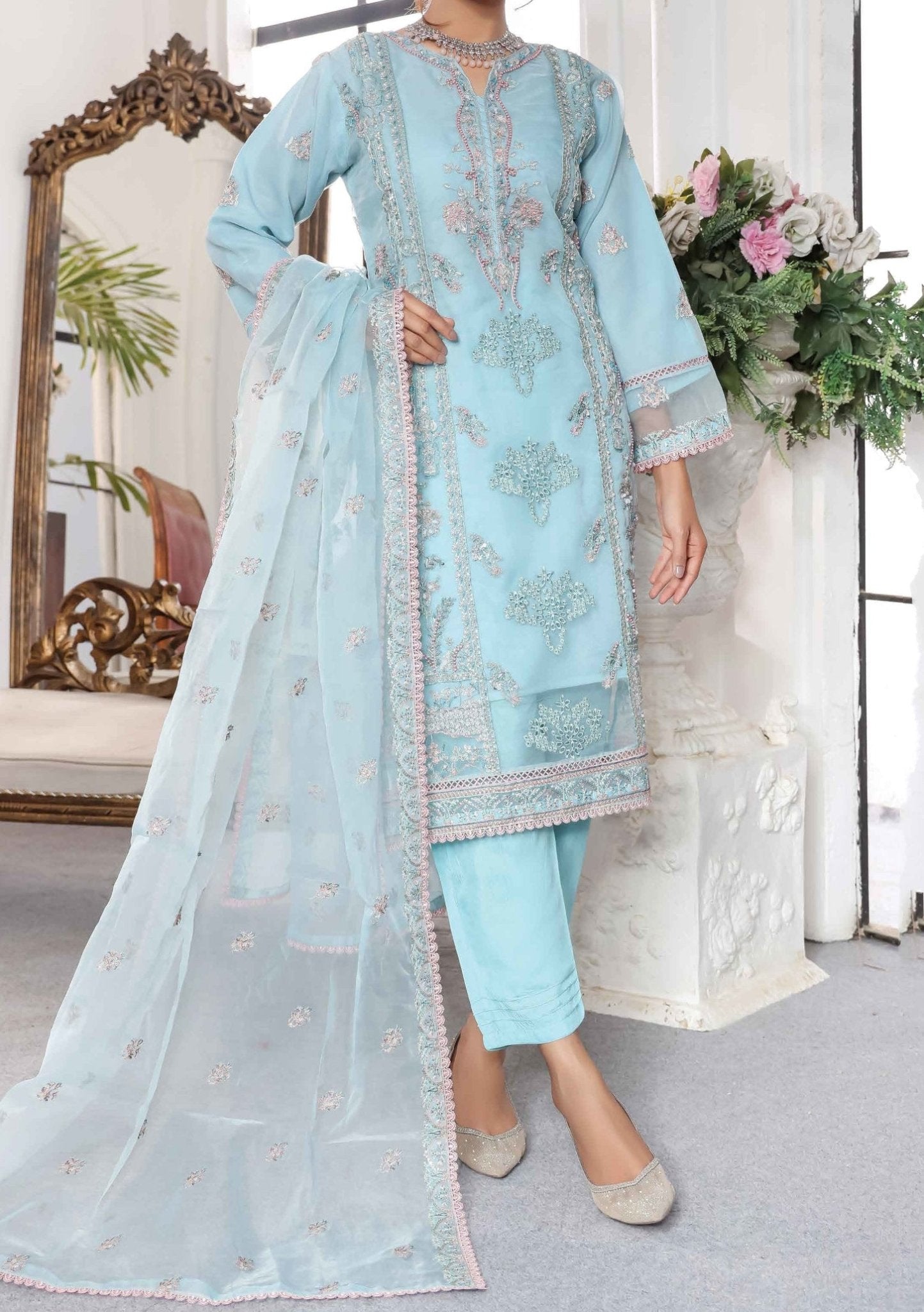 Bin Hameed Hadiya Heavy Embroidered Organza Dress - Medium - 42